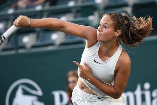 并使他们在 并使他们在